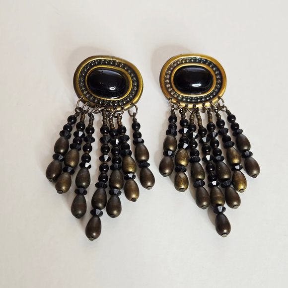 Unbranded Jewelry - Vintage Black Oval Stone Gold Tone Long Dangle Layered Beaded Earrings